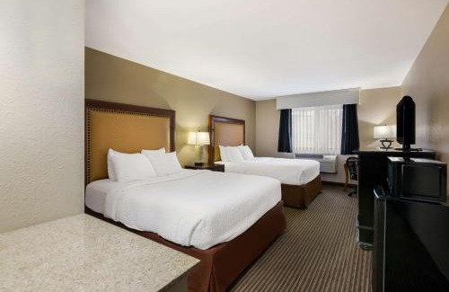 Minot Hotel | Revel Hotel Minot - SureStay Collection by Best Western