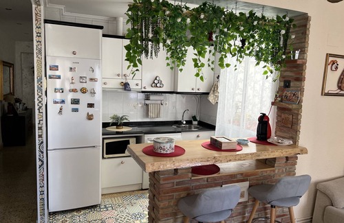 Logrono Historic Centre Apartment | REVELIN WALLS -OLD TOWN -entire apartment-