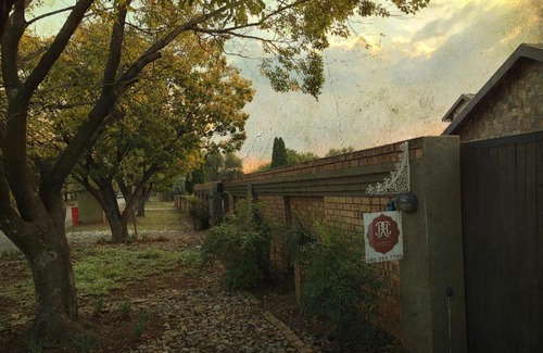 Middelburg House | Revenir