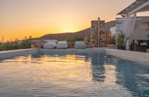 Ios House | Revery Villa