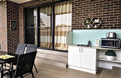 Revesby House | ⭐️⭐️⭐️⭐️⭐️ Revesby 1 Bedroom Granny Flat