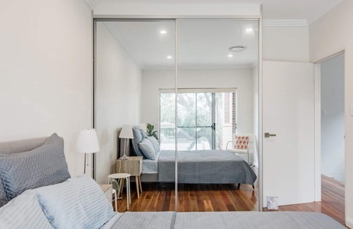 Revesby House | Revesby House · Clean Lines and Sophisticated Glass at a Revesby Sanctuary