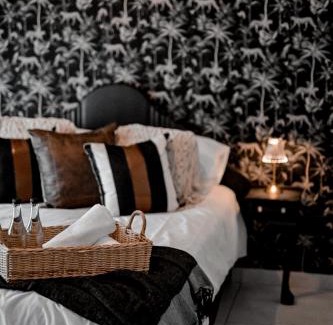 Sinoville Apartment | Reveuse