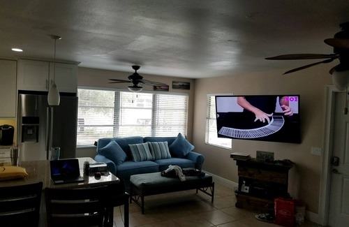 Fort Myers Beach House | Reviews, Reviews, Reviews. We work hard to insure your family has a 5-STAR Stay