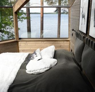 Hankasalmi Hotel | Revontuli Resort Glass Igloos