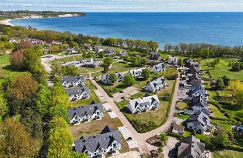 Lobbe Apartment | Rex Rugia FeWo12-6 mit Schwimmbad und Saunanutzung im AHOI-Erlebnisbad Sellin