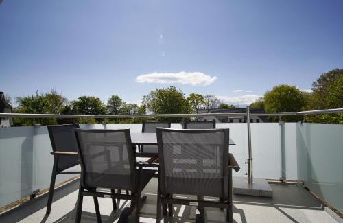 Lobbe Apartment | Rex Rugia FeWo15-6 mit Schwimmbad und Saunanutzung im AHOI-Erlebnisbad Sellin