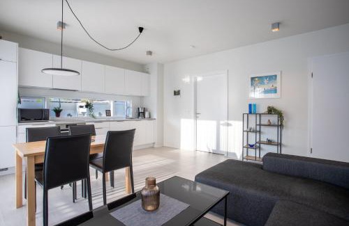 Haaleiti Apartment | Reykjavík 2BR Apartment with Free Parking