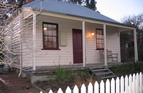 Woodend House | Reynolds Cottage Woodend