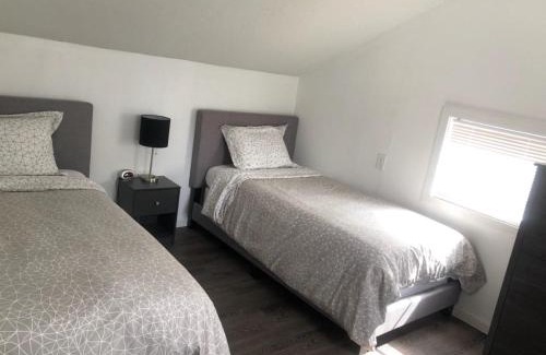Roscoe Hotel | Reynolds House inn