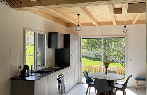 Chabottes Apartment | Rez de Jardin Avec vue sur les Montagnes