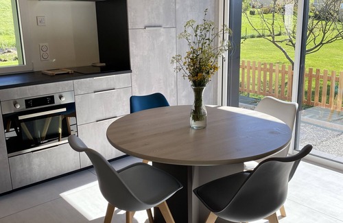 Chabottes Apartment | Rez de Jardin Avec vue sur les Montagnes