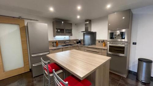 Levens Apartment | Rez de jardin, entre mer et montagne
