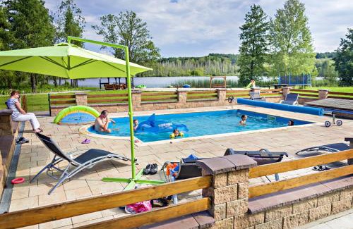 Pestkownica Hotel | Rezydencja nad jeziorem Pestkownica