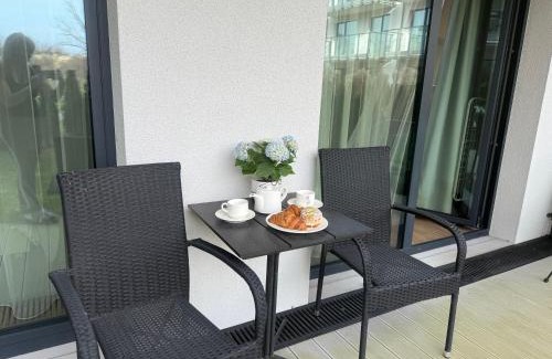 Niechorze Apartment | Rezydencja Niechorze Apartament 115 z ogródkiem przy plaży