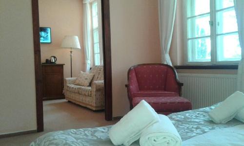 Trzcianka Hotel | Rezydencja Smolarnia