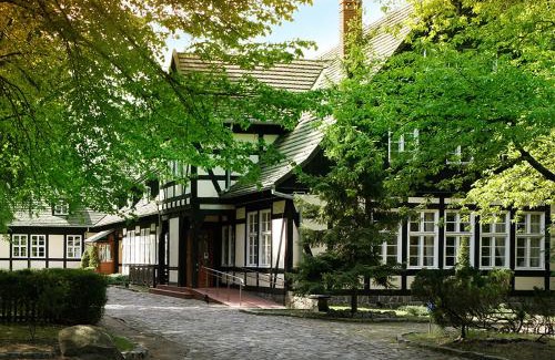 Trzcianka Hotel | Rezydencja Smolarnia
