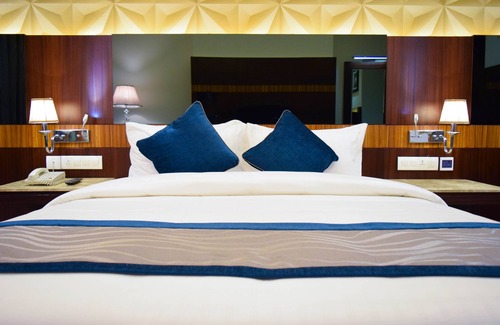 Yeshwanthpur Hotel | RG Royal Hotel and Convention