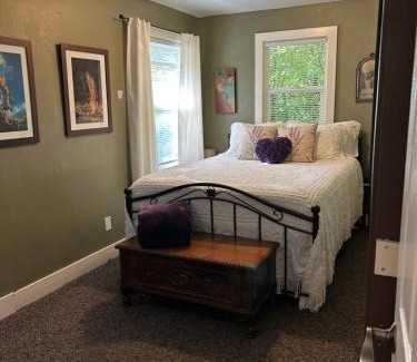 West Eugene House | Rhapsody in Blue