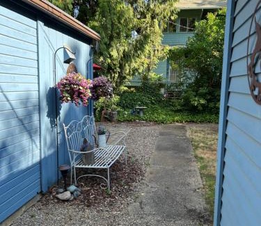 West Eugene House | Rhapsody in Blue