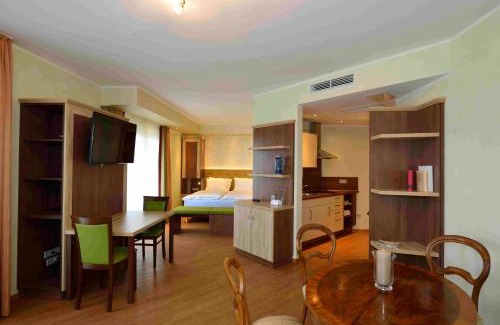 Kaltenengers Hotel | Rheinhotel Larus
