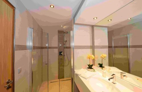 Kaltenengers Hotel | Rheinhotel Larus