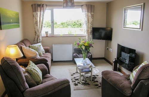 Cylch-Y-Garn Cottage | Rhiangwyn Cottage