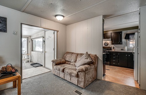 Rhinelander House | Rhinelander Vacation Rental w/Yard on Venus Lake!
