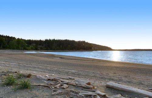 Coupeville House | Rhodena Beach Cottages