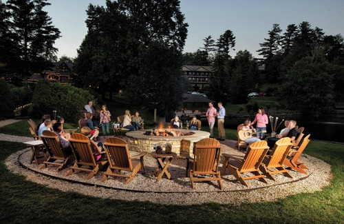 Blowing Rock Condo | Rhododendron 4 | Restaurant, Pool, Spa