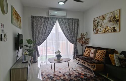 Kinarut Apartment | RHR Deluxe GuestHouse Kinarut Papar Sabah - Mountain View