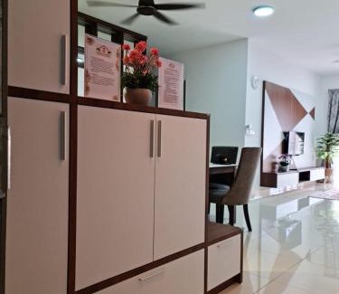 Kinarut Apartment | RHR Deluxe GuestHouse Kinarut Papar Sabah - Pool View