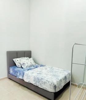 Gua House | Rhuteng Homestay