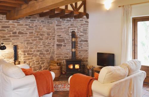 Llanddeusant House | Rhyblid Fach