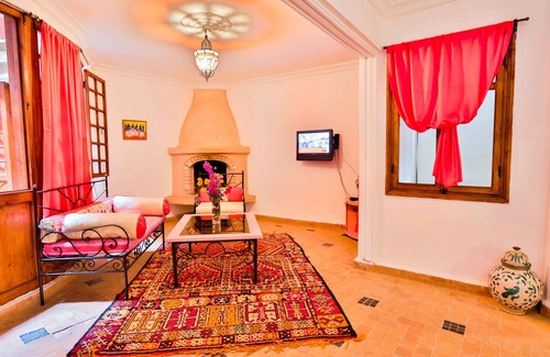 Marrakesh-Tensift-El Haouz House | Riad Al kansaa 10mn from the beach a riad of dream