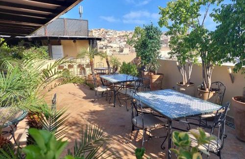 El Mokhifa House | Riad Andalib
