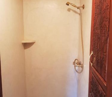 Souk Lakhmis Dades House | Riad Dades Birds