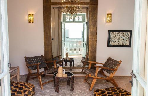 Bab Taghzout House | Riad Dar Ben Slimane