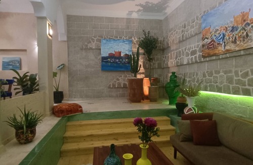 Marrakesh-Tensift-El Haouz House | Riad located on the ramparts of Essaouira, sea view, close to all shops on foot.