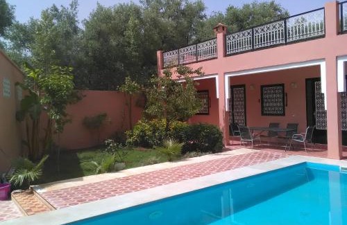 Azrou Melloul House | Riad Marrakech Ourika