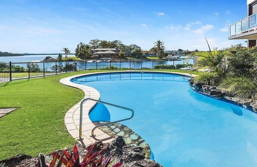 Port Macquarie Apartment | Riana Moorings 20 - Stylish Waterfront Apartment