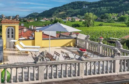 Cormons Apartment | Ribolla Apartment [Villa Beatrice]