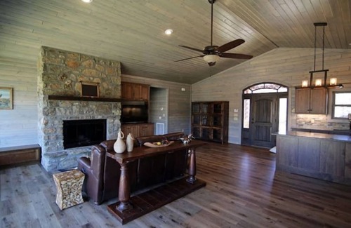 Wilburn Cabin | Ricada River House