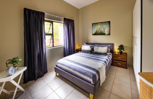 Lombardy East Apartment | Richards Accommodation