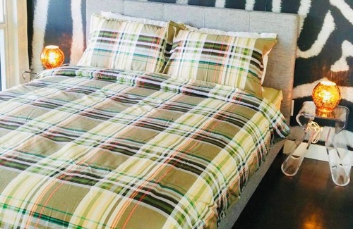 Richmond City Centre Apartment | Richmond Anderson Apartment