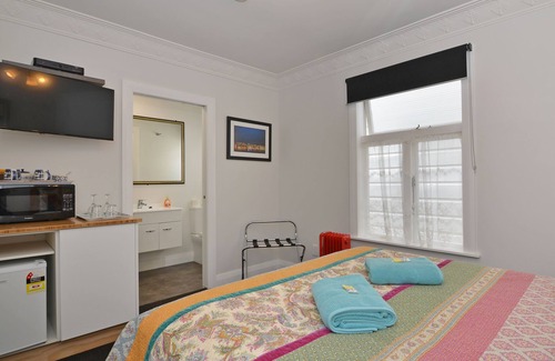 Wellington Bed & Breakfast | Richmond Guest House Bed & Breakfast