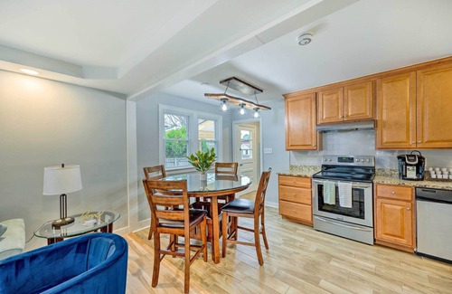 Henrico House | Richmond Home w/Fire Pit - 12 Mi to Downtown