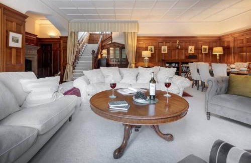 Kendal Apartment | Richmond Place - Apartment in Private Mansion