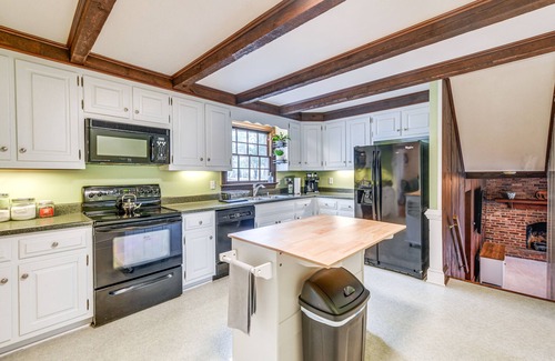 North Chesterfield House | Richmond Vacation Rental ~ 10 Mi to Downtown!