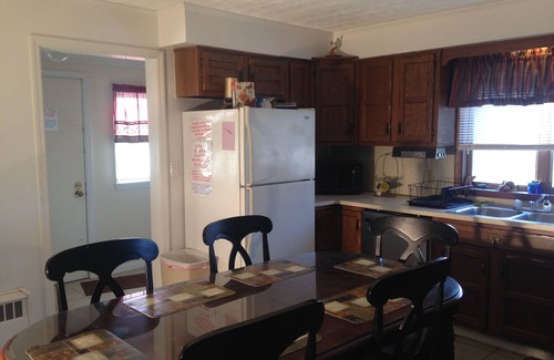 Port Clinton House | Richo’s Farmhouse near Lake Erie